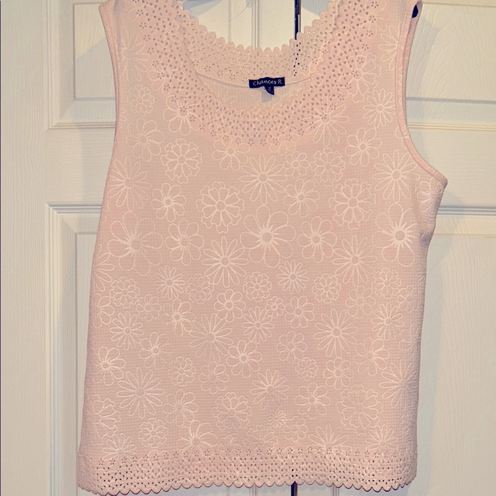 Chances R - XL - Blush Pink Daisy Print Tank w/Cutout Neckline